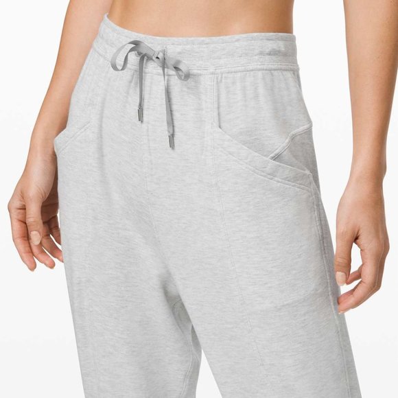 Lululemon Still Chill Jogger Heathered Core Ultra Light Grey Size 10 NEW - Picture 2 of 13